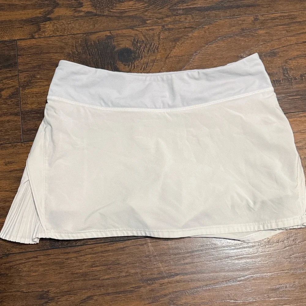 Lululemon Athletica Light Cream Circle Skirt